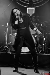 Sandy Keller, Sängerin der Band Relayer live P9 Biberist 2019