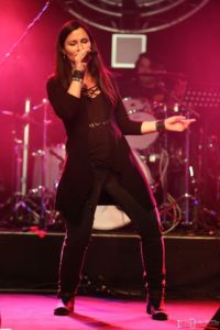 Sandy Keller, Sängerin der Band Relayer live P9 Biberist 2019