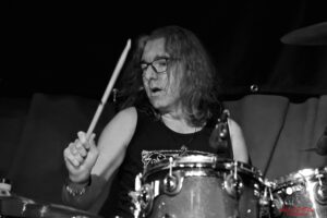 Markus Kalt, Drummer der Band Relayer live Improvisorium Huttwil 2023