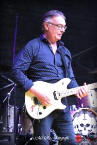 Freddy Schaffner, Gitarrist der Band Relayer, am Rock'n Beer Festival in Läufelfingen 2025